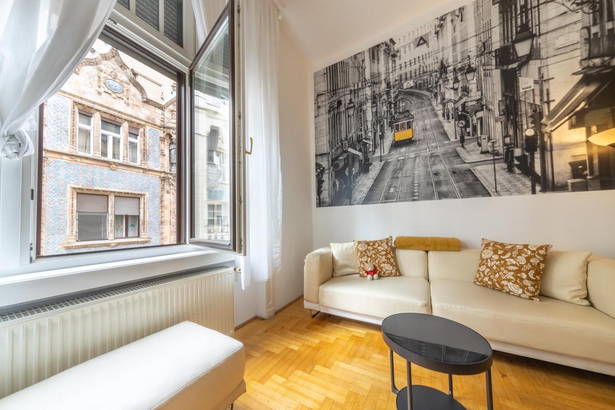 Katalin Apartment บูดาเปสต์ ภายนอก รูปภาพ