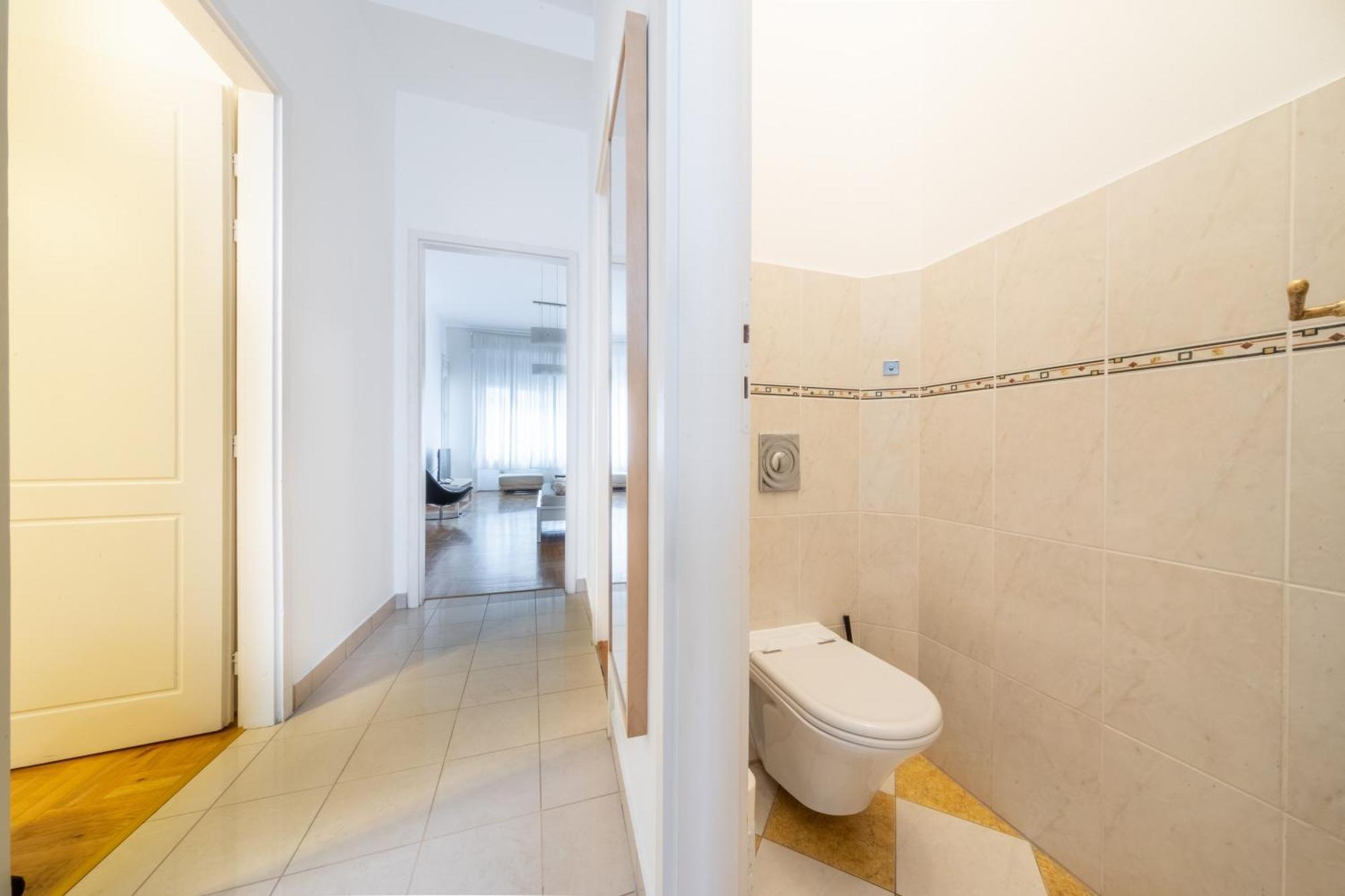 Katalin Apartment บูดาเปสต์ ภายนอก รูปภาพ