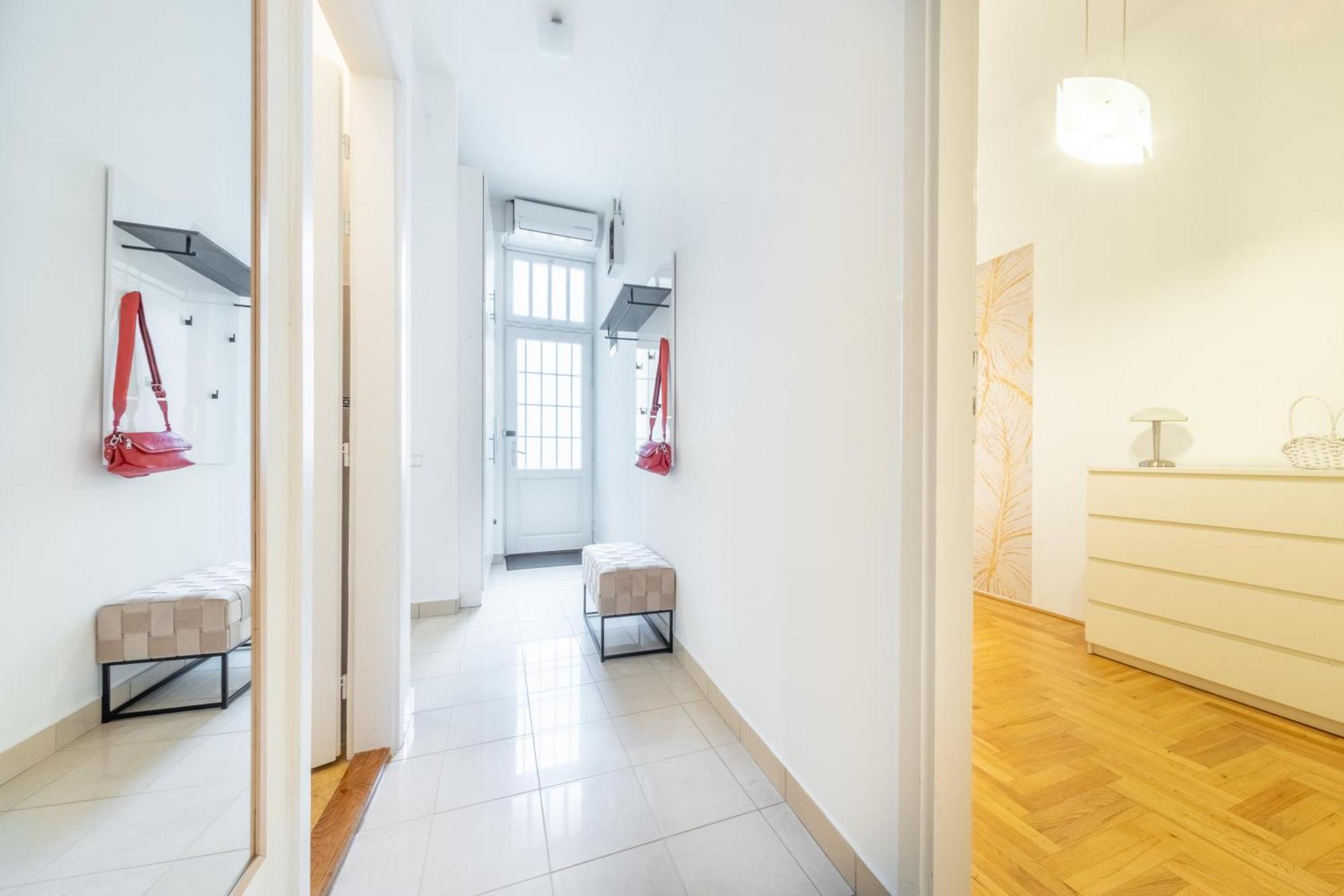 Katalin Apartment บูดาเปสต์ ภายนอก รูปภาพ